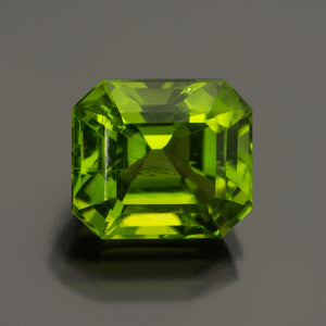 Peridot #25689 6.20 cts