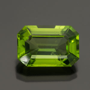 Peridot #25690 5.62 cts