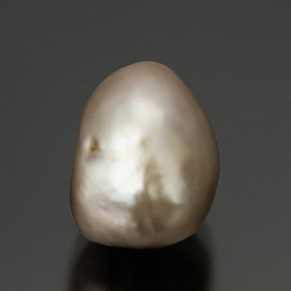 Pearl #22950 7.76 cts