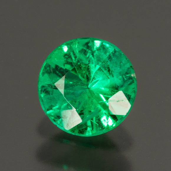 Emerald #25060 0.76 cts