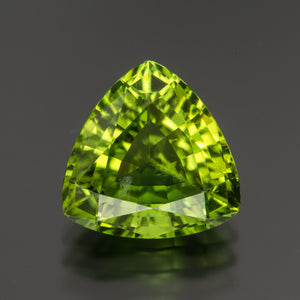 Peridot #25431 4.75 cts